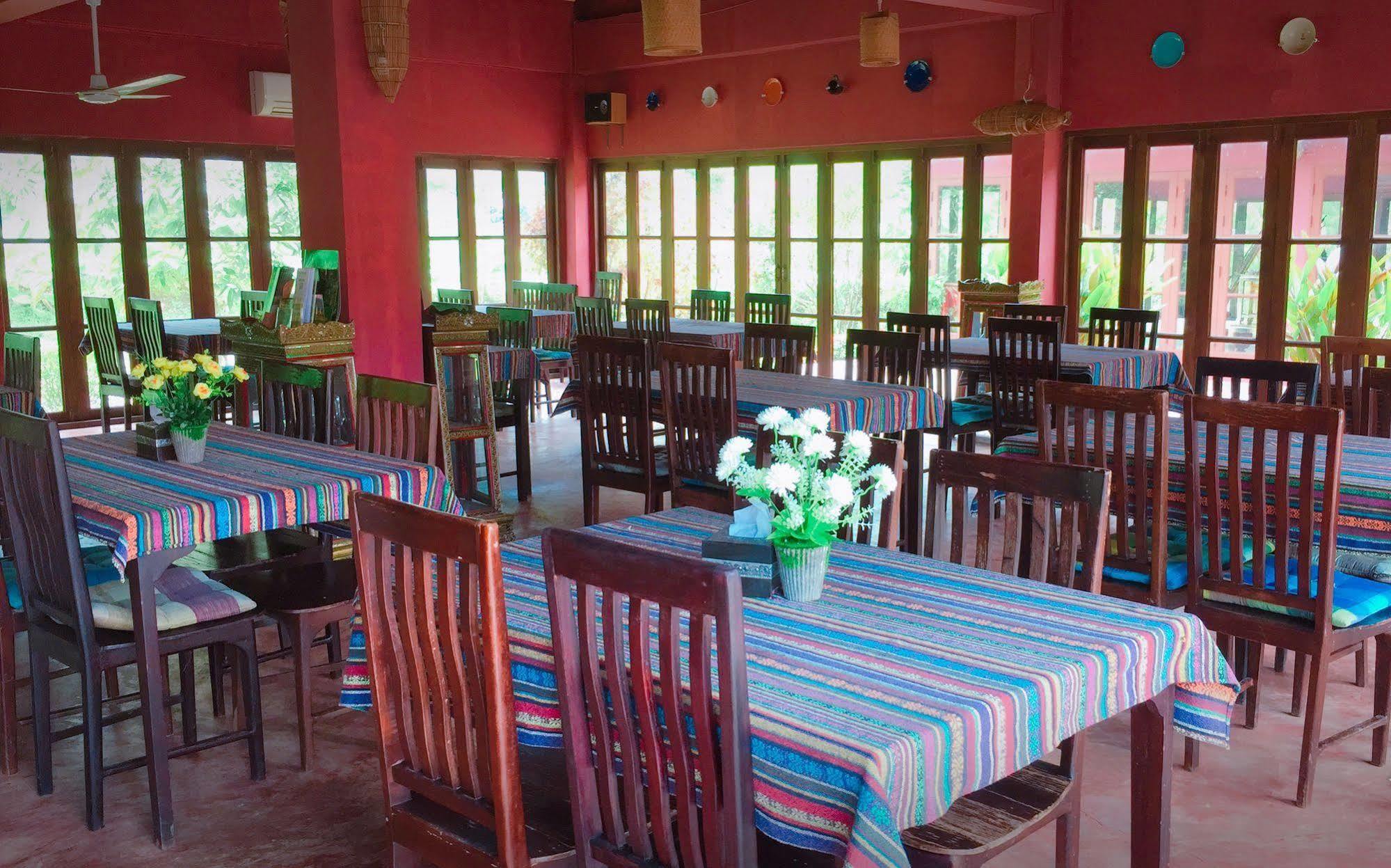 Chiangmai Royal Creek Hotel Hang Dong Exterior foto